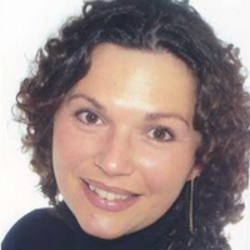 Laetitia Fieu, alumni du MBA Management des ressources humaines en formation continue | Dauphine Executive Education Photo de Laetitia Fieu, alumni du MBA Management des ressources humaines en formation continue | Dauphine Executive Education