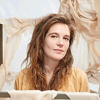 Photo de Juliette Minchin, artiste invitée par l'Executive Master Gestion de patrimoine artistique privé en formation continue, Dauphine Executive Education